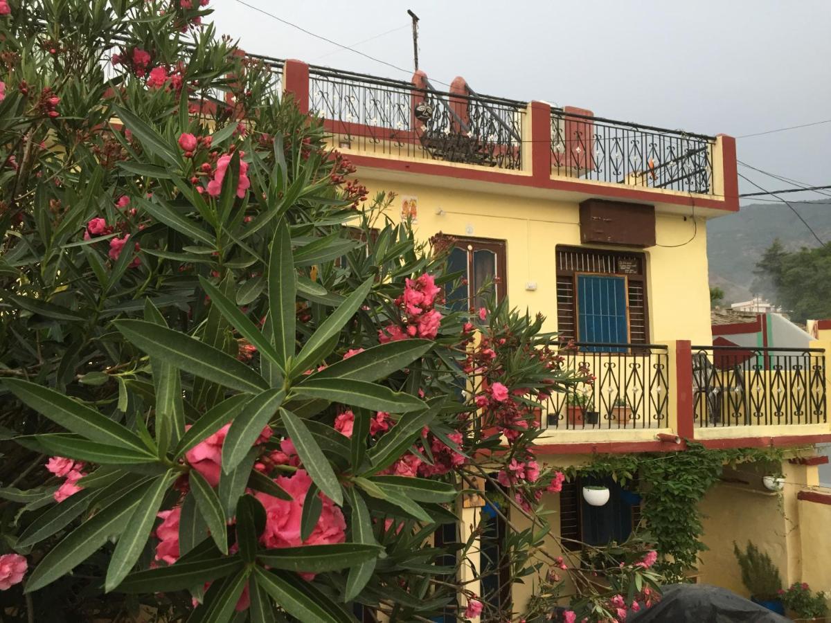 Katyuri Kings Village Homestay Dwarahat Eksteriør bilde