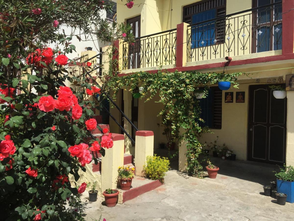 Katyuri Kings Village Homestay Dwarahat Eksteriør bilde