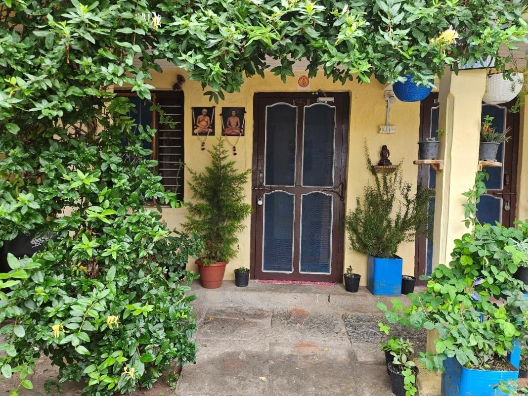 Katyuri Kings Village Homestay Dwarahat Eksteriør bilde